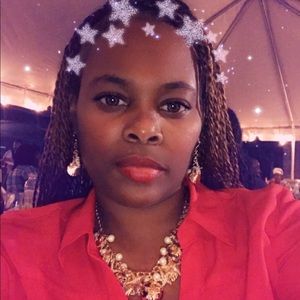 Meet your Posher, Tikilia